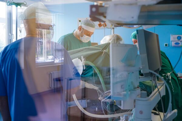 Спасите больницу: главное лечебное учреждение Даугавпилса выживает чудом - Sputnik Латвия