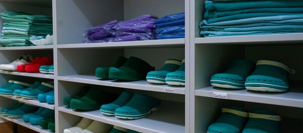 Гардероб в операционном блоке больницы Гардероб в операционном блоке больницы - Sputnik Latvija