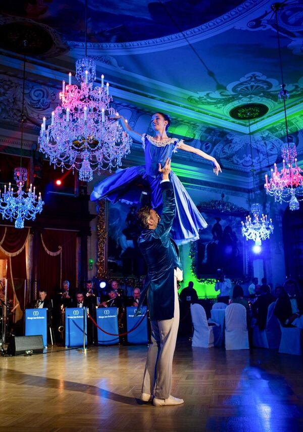 Да будет бал: в столице готовятся к ежегодному Рижскому балу - Sputnik Латвия