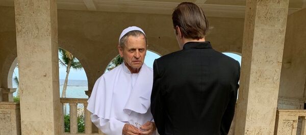 Пресс-фото к спектаклю Белый вертолет, в главной роли – Михаил Барышников - Sputnik Латвия