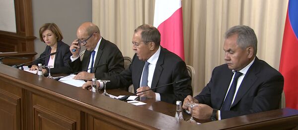 Европа не будет в безопасности без крепких отношений с Россией – МИД Франции - Sputnik Латвия