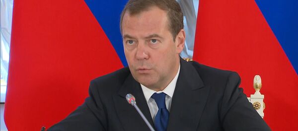 Медведев: отношения России и ЕС находятся на нуле - Sputnik Латвия