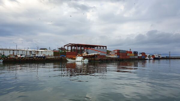 Дорог нет и не надо: секрет привлекательности Шикотана - Sputnik Латвия