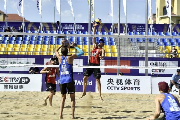 Плявиньш и Точс завоевали олимпийскую путевку в Токио - Sputnik Латвия