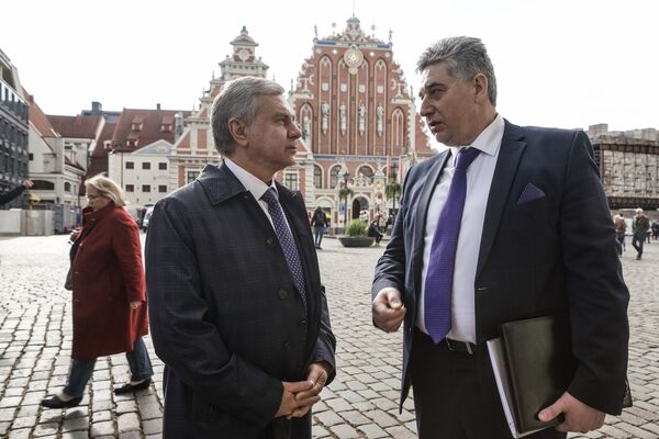 Черемин: Рига учит Москву сохранять старину, Москва Ригу - развиваться - Sputnik Латвия