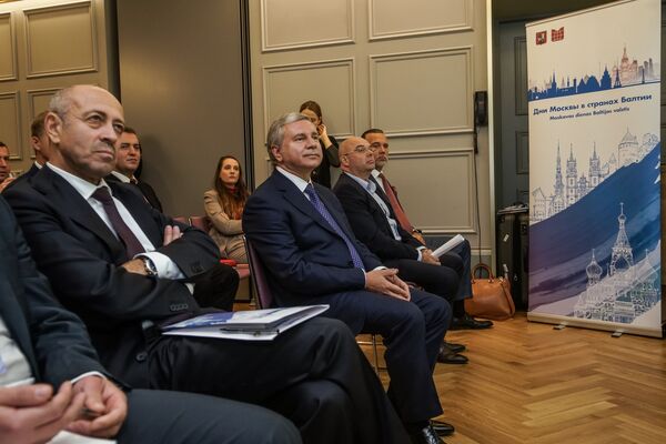 Черемин: Рига учит Москву сохранять старину, Москва Ригу - развиваться - Sputnik Латвия