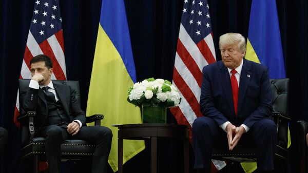 Президент Украины Владимир Зеленский и президент США Дональд Трамп - Sputnik Латвия