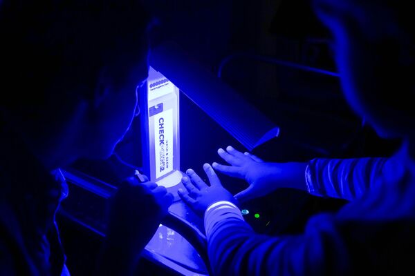 Чудеса и не только: как прошла Ночь науки в университете Страдыня Чудеса и не только: как прошла Ночь науки в университете Страдыня - Sputnik Латвия