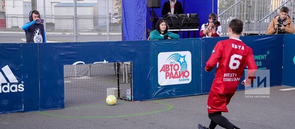 Латвийская команда по уличному футболу победила в ЧМ в Казани - Sputnik Латвия