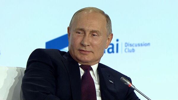 Путин пошутил в ответ на заявление Токаева про ядерное оружие - Sputnik Latvija