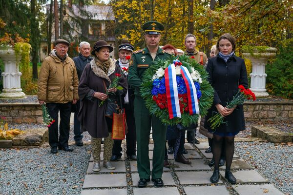 Это нужно не мертвым. Это надо живым? Как Латвия вспоминает подвиг советских солдат - Sputnik Латвия