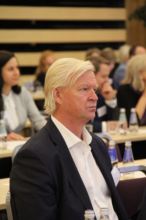 В доме повешенного не говорят о веревке: во что Латвии встанет отказ от газа из РФ В доме повешенного не говорят о веревке: во что Латвии встанет отказ от газа из РФ - Sputnik Латвия