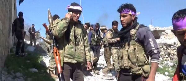 Турция ударила по курдским ополченцам, Трамп взбешен - Sputnik Латвия