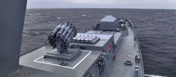 Российская подлодка ударила Калибрами на учениях в Черном море - Sputnik Латвия