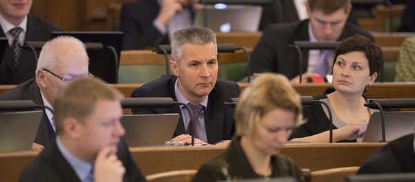 Артис Пабрикс и Илзе Винькеле в Сейме - Sputnik Латвия