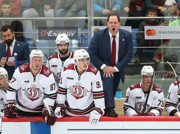 Рижское Динамо продолжает бесславную выездную серию в чемпионате - Sputnik Латвия