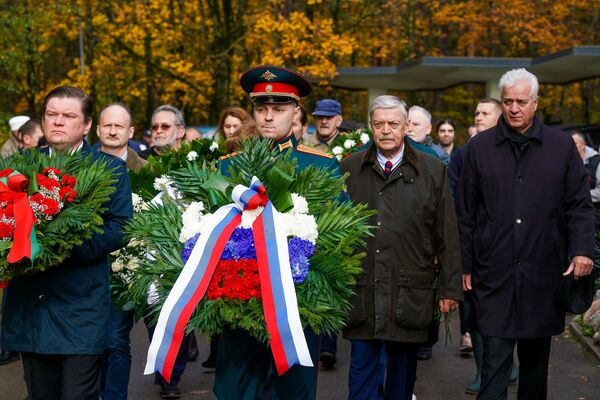 Чтобы помнили. Как Рига отмечала день своего освобождения - Sputnik Латвия