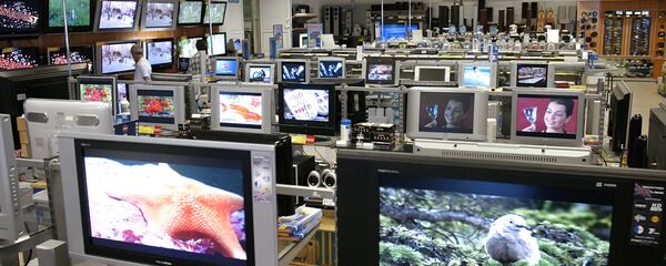 Televizori veikalā. Foto no arhīva Televizori veikalā. Foto no arhīva - Sputnik Latvija