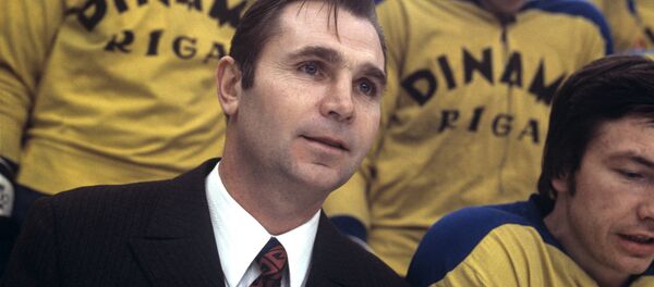 Старший тренер хоккейной команды Динамо (Рига) Виктор Тихонов - Sputnik Латвия