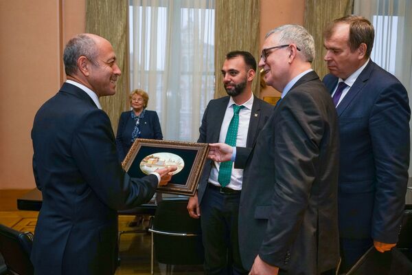 Наши все равно все там: Рижские Дни Санкт-Петербурга прорубают окно в Россию Наши все равно все там: Рижские Дни Санкт-Петербурга прорубают окно в Россию - Sputnik Латвия