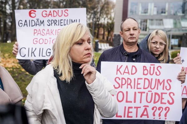 Трагедия в Золитуде и театр абсурда: шесть лет в ожидании приговора Трагедия в Золитуде и театр абсурда: шесть лет в ожидании приговора - Sputnik Латвия