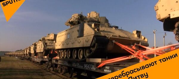 США перебрасывают танки в Литву - Sputnik Латвия