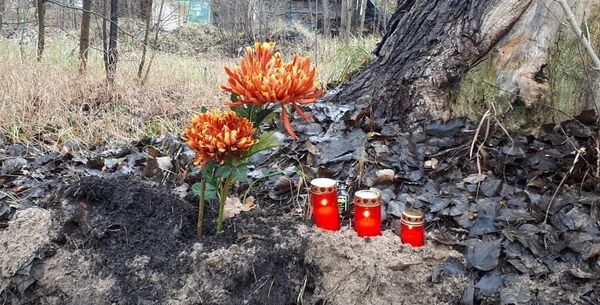 На месте уничтоженного латвийскими властями в Риге памятника подводникам - героям Балтики На месте уничтоженного латвийскими властями в Риге памятника подводникам - героям Балтики - Sputnik Latvija