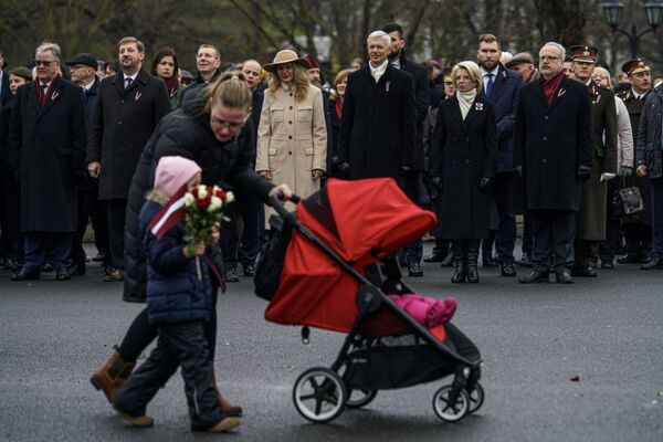 Латвии 101: как проходят торжественные мероприятия в Риге - Sputnik Латвия