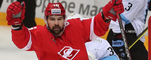 Хоккеист Каспарс Даугавиньш - Sputnik Латвия