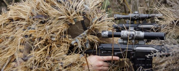 Снайпер на учениях Снайпер на учениях - Sputnik Latvija