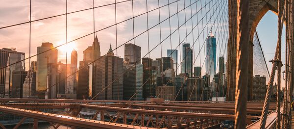 A view from the Brooklyn Bridge on New York - Sputnik Латвия