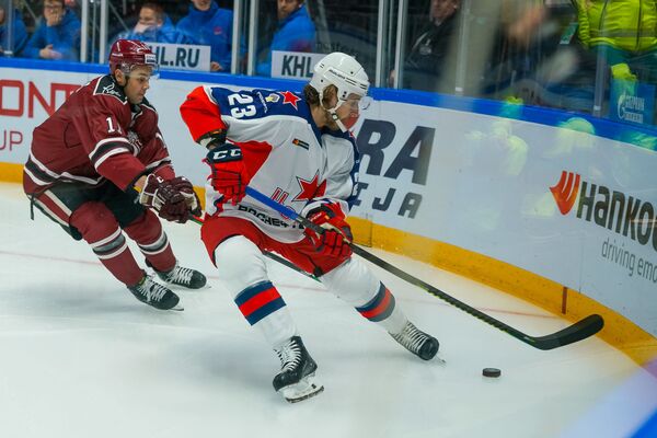 Игра регулярного чемпионата КХЛ по хоккею между Динамо (Рига) и ЦСКА (Москва) - Sputnik Латвия