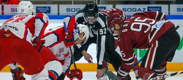 Игра регулярного чемпионата КХЛ по хоккею между Динамо (Рига) и ЦСКА (Москва) - Sputnik Латвия
