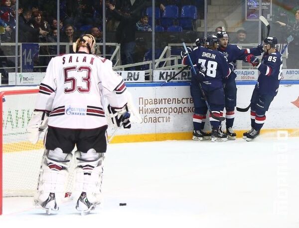 Унылая серия рижского Динамо продолжилась в Нижнем Новгороде Унылая серия рижского Динамо продолжилась в Нижнем Новгороде - Sputnik Латвия