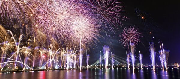 Салют в День Независимости Латвии Салют в День Независимости Латвии - Sputnik Латвия