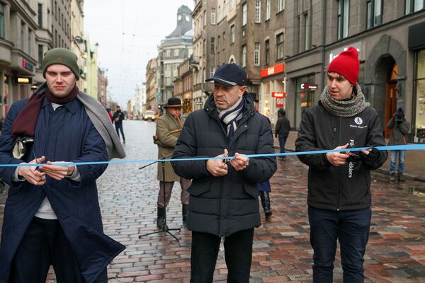 Как в Риге ущемили права водителей: почему перекрыли улицу Тербатес Как в Риге ущемили права водителей: почему перекрыли улицу Тербатес - Sputnik Латвия