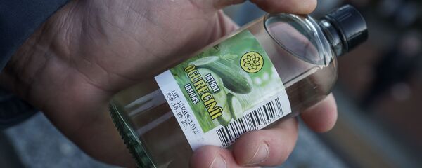 Тот самый одеколон. - Sputnik Латвия