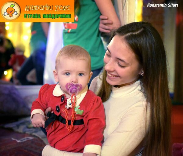 Как помочь Деду Морозу? Новогоднее чудо для детей из детдомов и бедных семей Латвии Как помочь Деду Морозу? Новогоднее чудо для детей из детдомов и бедных семей Латвии - Sputnik Латвия