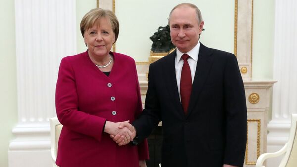 Встреча президента РФ В. Путина с канцлером Германии А. Меркель - Sputnik Латвия