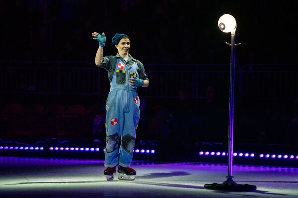 Премьера в Риге: шоу Кристалл канадского Cirque du Soleil. - Sputnik Латвия
