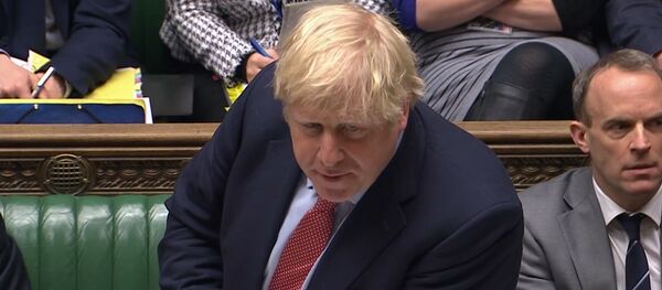 Люди важнее паспортов: Британия ужесточает миграционную политику Люди важнее паспортов: Британия ужесточает миграционную политику - Sputnik Латвия