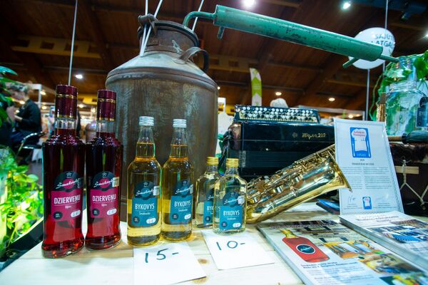 Туристическая выставка: 200 стран мира приехали в Латвию - Sputnik Латвия