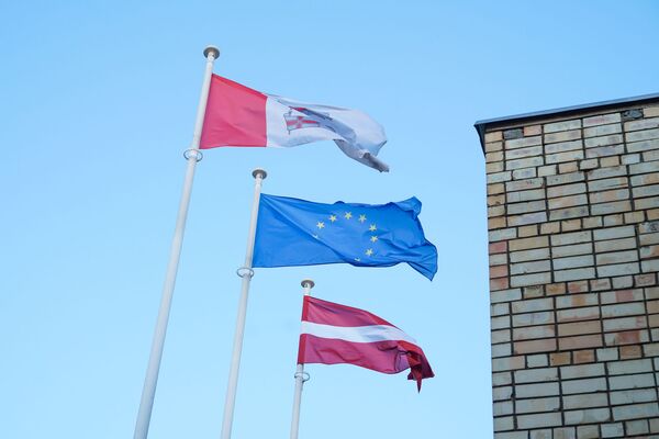 Час икс в Даугавпилсе: что думают о крупнейшем полигоне НАТО в Латгалии политики и жители - Sputnik Латвия