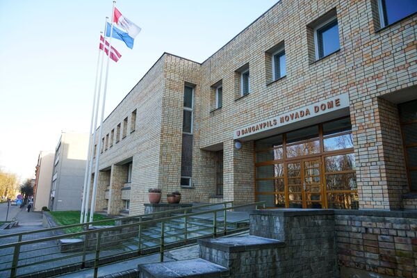 Час икс в Даугавпилсе: что думают о крупнейшем полигоне НАТО в Латгалии политики и жители - Sputnik Латвия