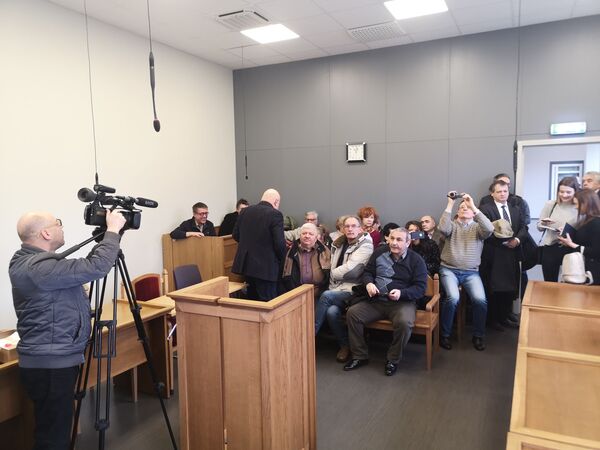 Пятнадцать лет тюрьмы врагу государства: в Риге начался суд над Юрием Алексеевым - Sputnik Латвия