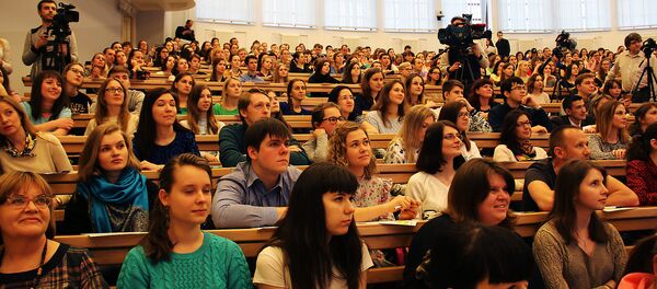 Totālā diktāta dalībnieki Totālā diktāta dalībnieki - Sputnik Latvija