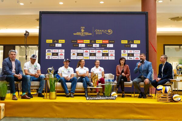 Майори примет этап Мировой серии по пляжному волейболу Майори примет этап Мировой серии по пляжному волейболу - Sputnik Латвия