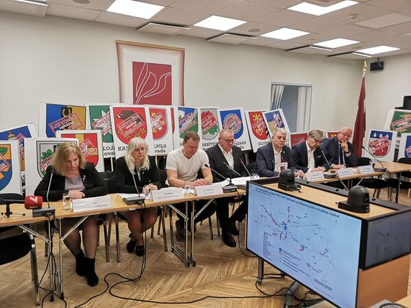 Тракторная Атмода началась: власть - народу, а не сотне людей в Риге - Sputnik Латвия