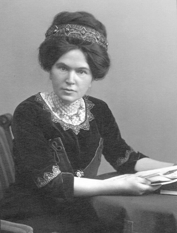 Великая Аспазия - мать латышской поэзии: рассказ о женщине, которая не была тенью Великая Аспазия - мать латышской поэзии: рассказ о женщине, которая не была тенью - Sputnik Латвия