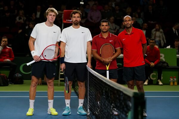 Гулбис обеспечил победу сборной Латвии в Кубке Дэвиса - Sputnik Латвия